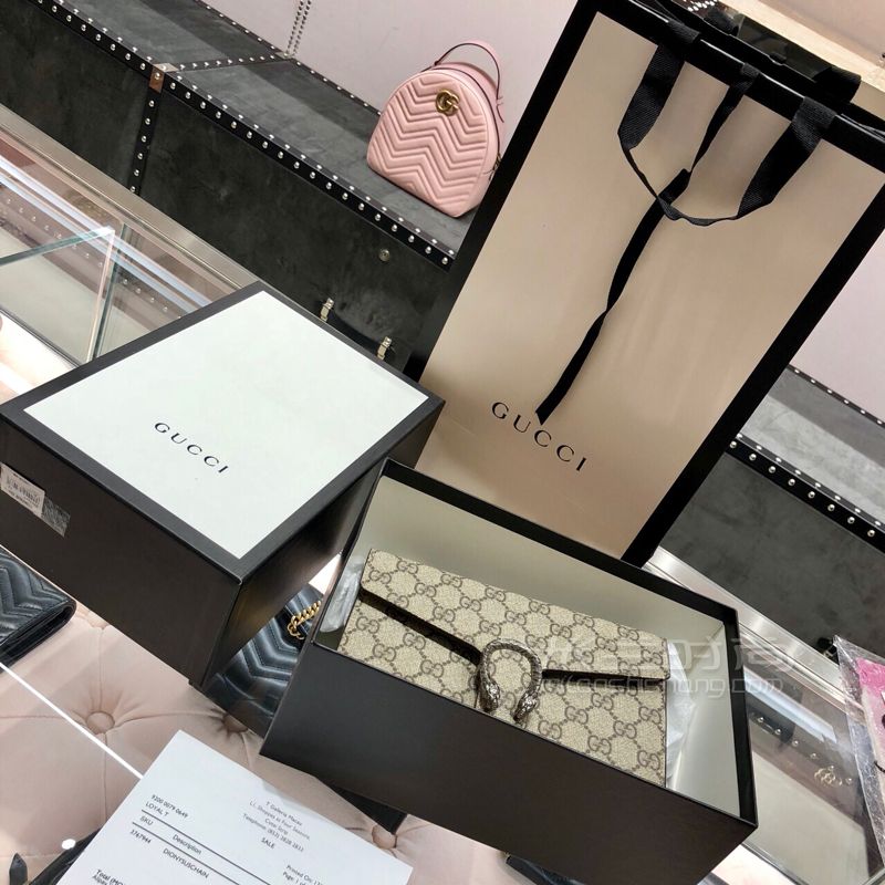 貧民窟女孩第一個奢侈品包包選擇了gucci酒神woc！ 靠自己掙的錢買自己心儀