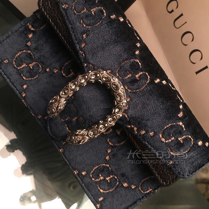 古馳 GUCCI 酒神迷你包 這款Dionysus系列GG天鵝絨超迷你包 (2)