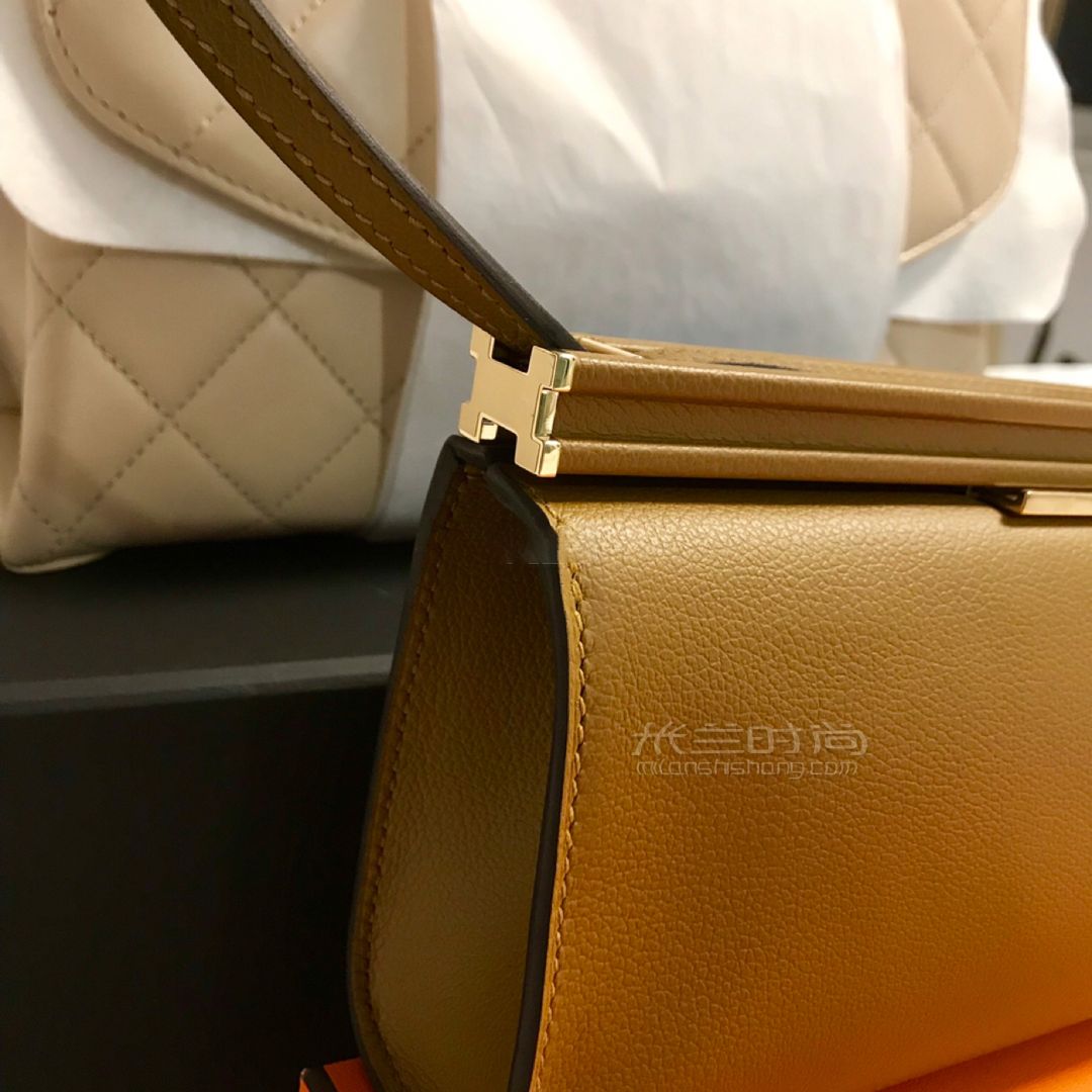 19_雅典羅馬香奈兒LV愛馬仕2019新款買買買_箱包_時尚 (4)
