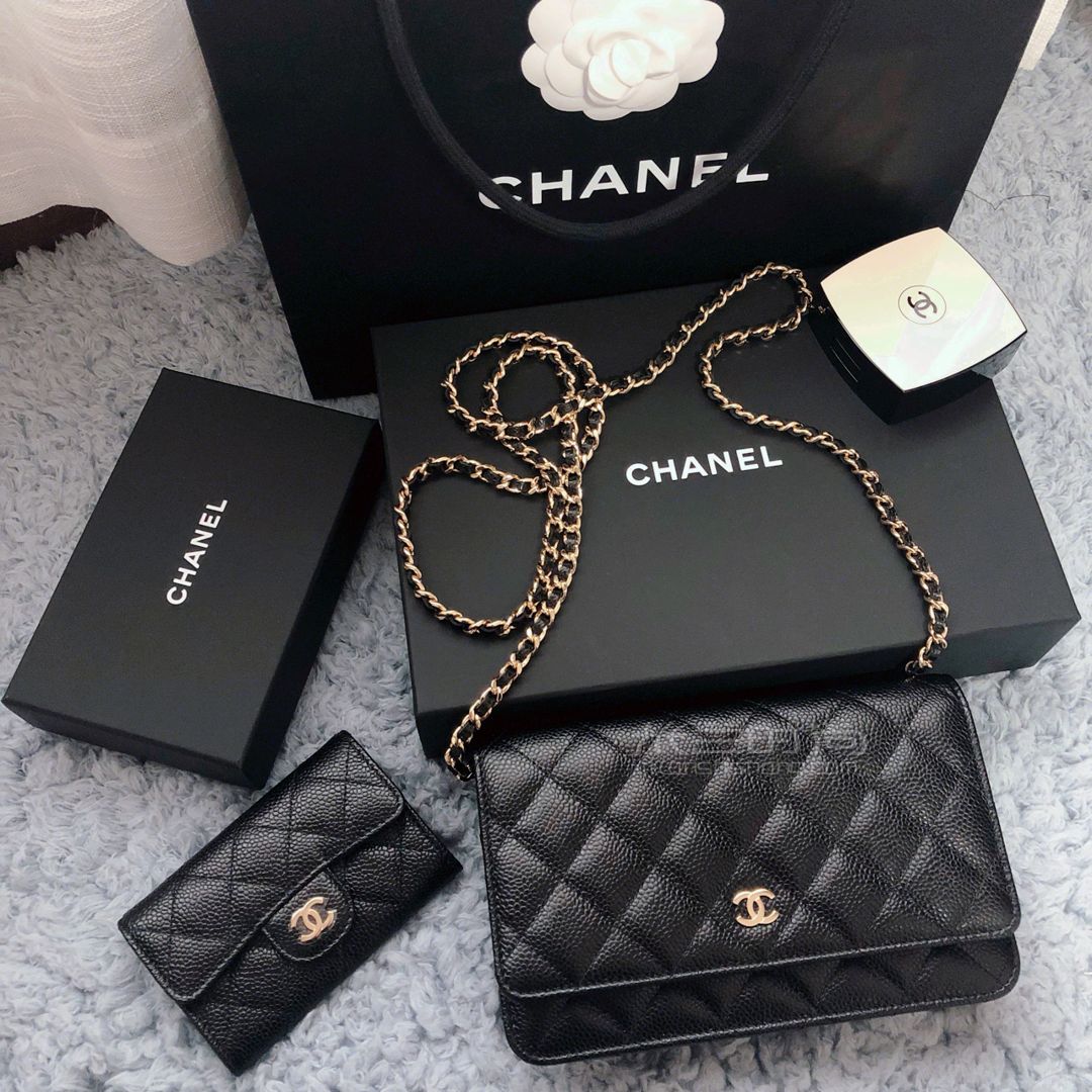 香奈兒WOC發(fā)財(cái)包黑牛金魚(yú)子醬牛皮鏈條包 Wallet on Chain (1)
