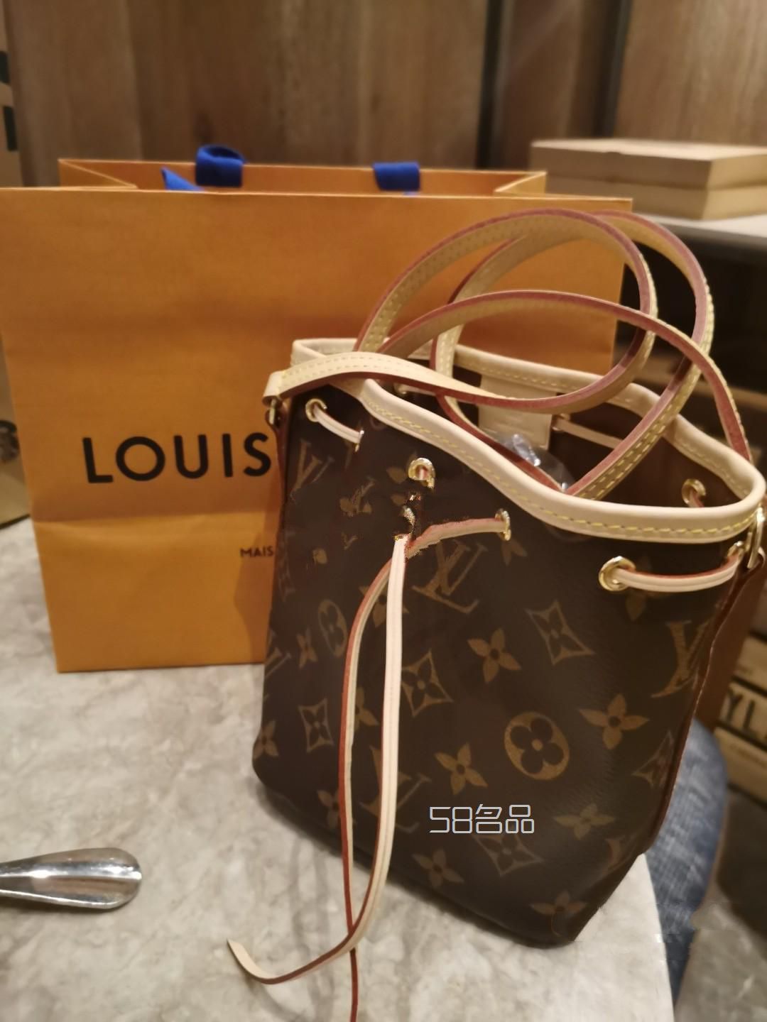 繼上次lv包包要配貨后我0配買(mǎi)到了！,lv彩色錢(qián)包_1