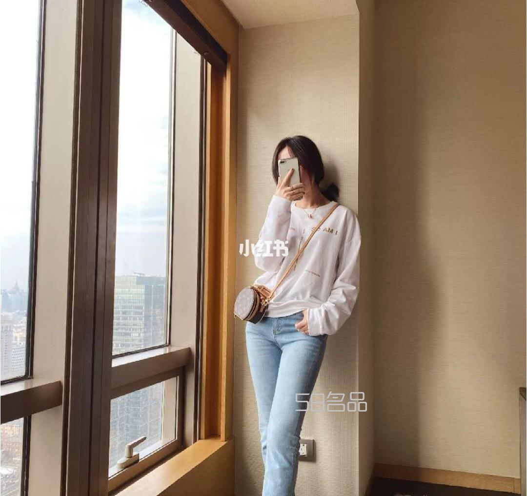 來看看lv超圓餅包mini的到底入還是不入,怎么驗(yàn)證lv披肩_3