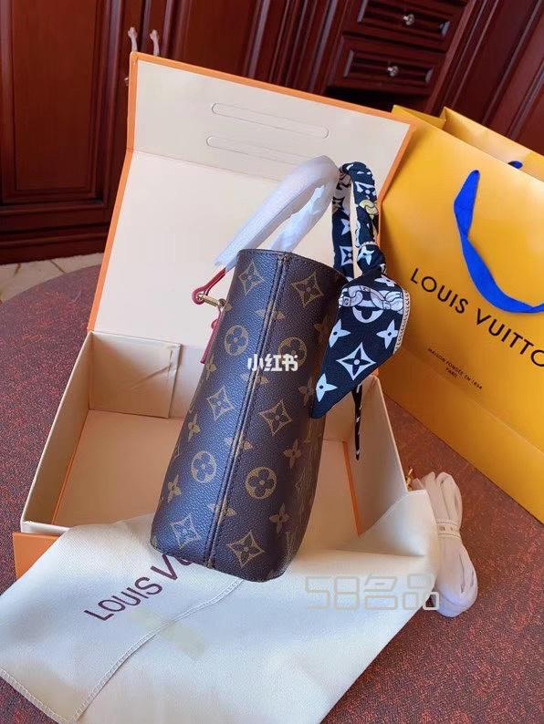 lv 微微安 包包,lv老花位置統(tǒng)一嗎_14