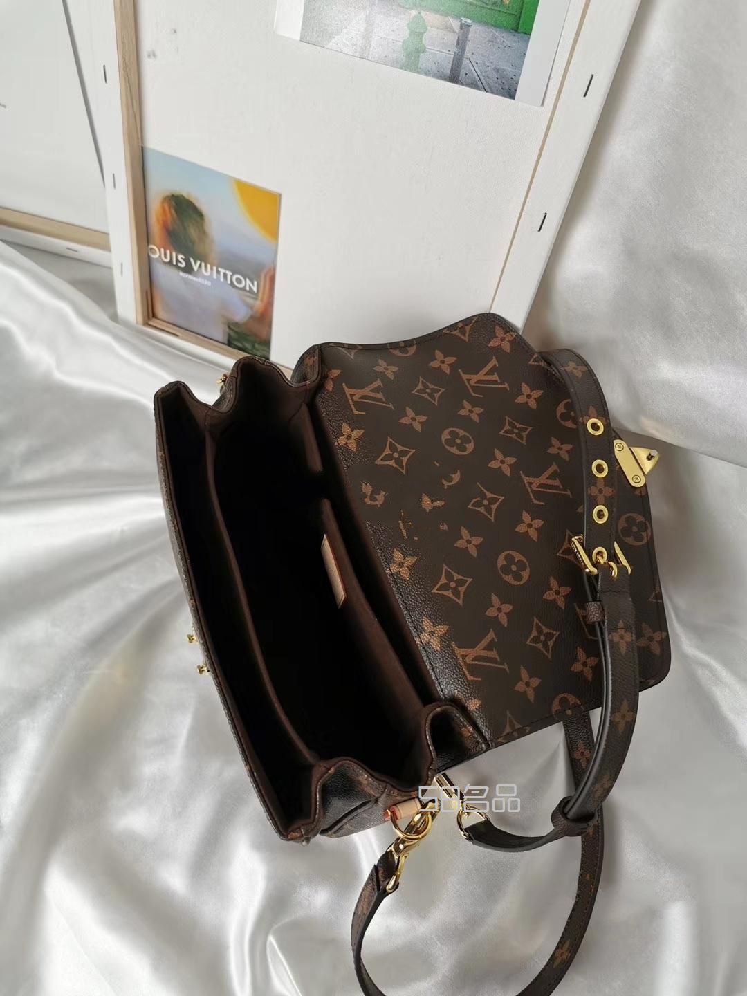 lv每日分享一款之經(jīng)典款郵差包簡單大氣,lv speedy 款式_14