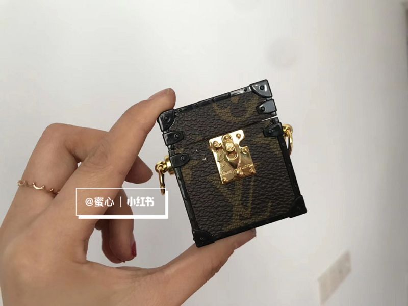 Lv 拆包 藍牙耳機盒 近期爆款,范思哲 比lv貴_7