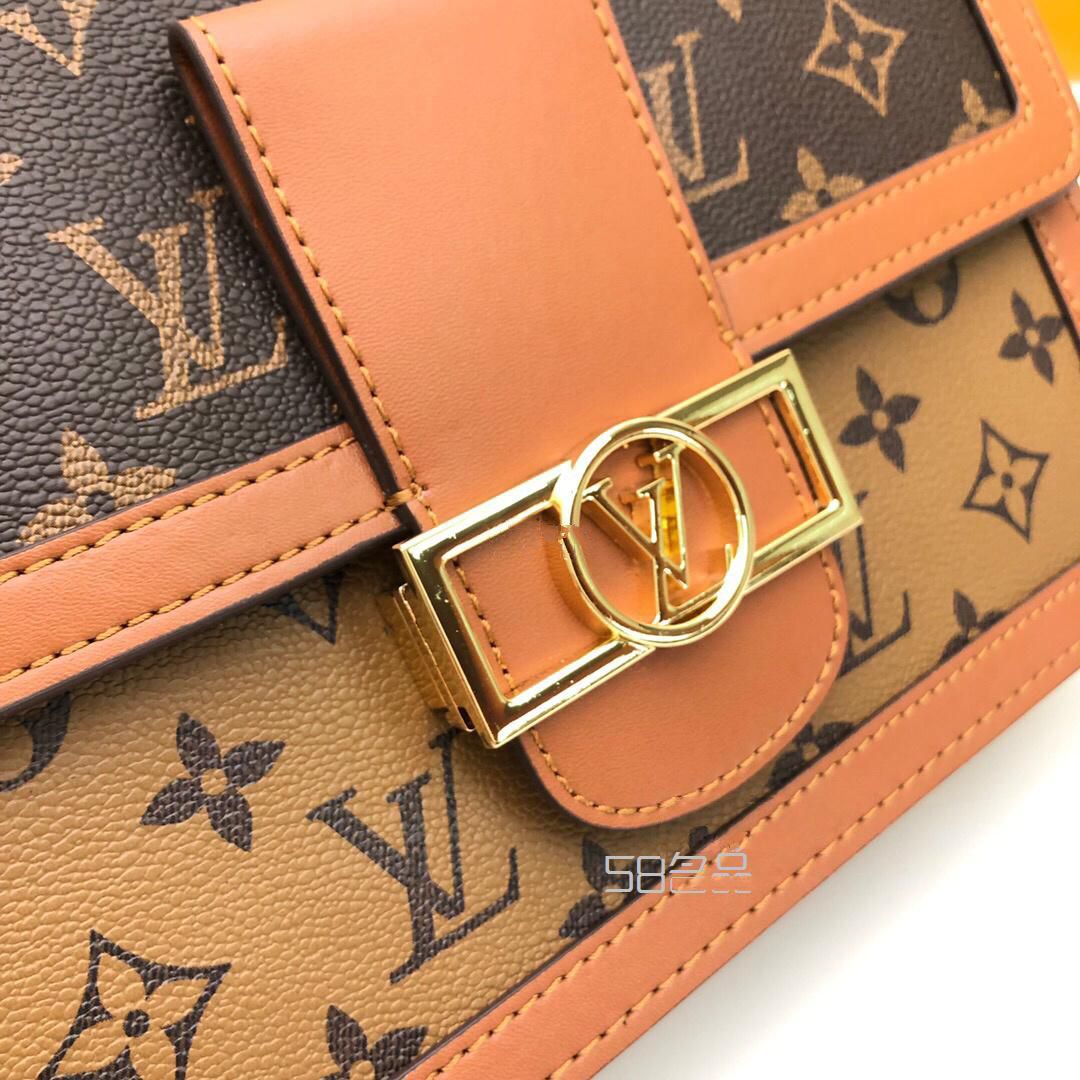 這款LV郵差包時(shí)尚百搭好好看,貝殼包 lv_18