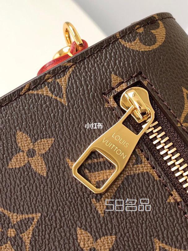 Lv這款郵差包一米六女生背起來(lái)最顯氣質(zhì)。,lv錢包與真皮錢包_12