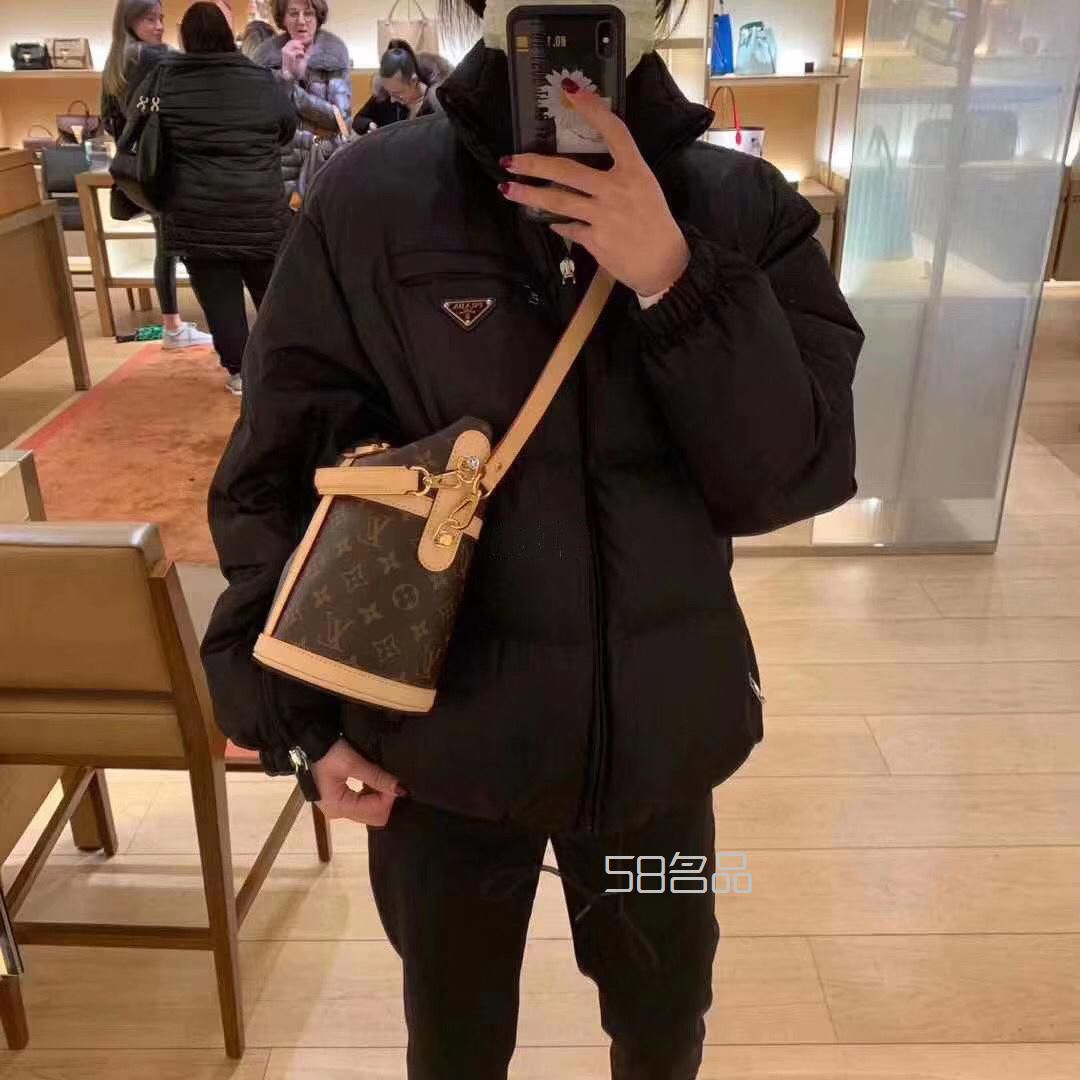 LV 走秀限量款 薯條包,lv帶相片夾的錢包型號_1