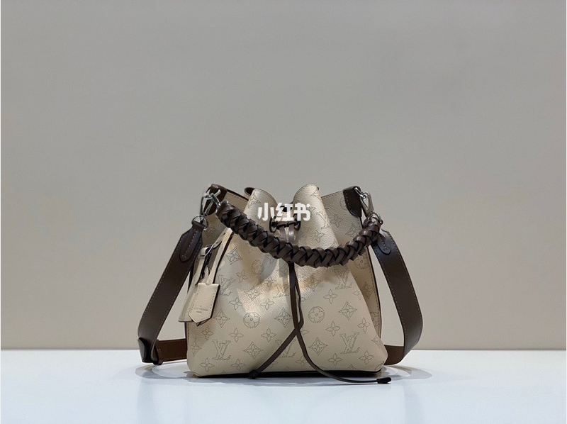 LV Muria系列手袋 水桶包手提包斜挎包,lv購物袋怎么看真?zhèn)蝊9