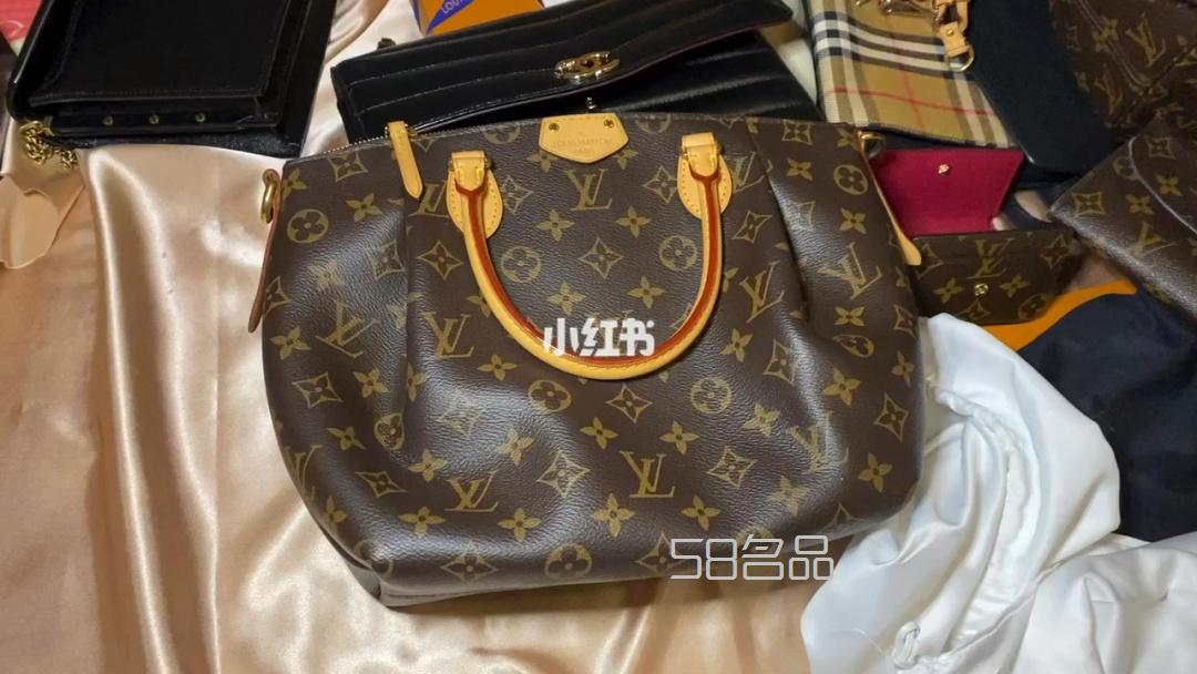 LV購(gòu)物袋 LV經(jīng)典款 包包推薦,lv victorine有白色嗎_1
