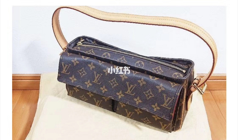 Lv駱駝包 全新保存品,lv皮帶頭五金_7