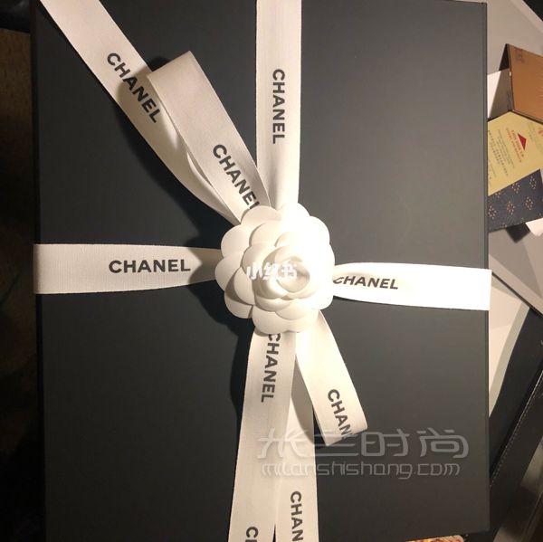 香奈兒早春款。 本來只打算去hk買婚包的結(jié)果上身試效果又無法自拔了_3