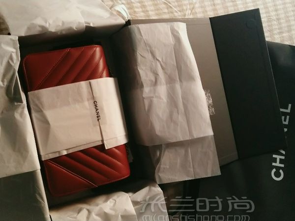 性?xún)r(jià)比之王2018秋冬香奈兒季節(jié)款翻蓋包 想買(mǎi)一個(gè)婚包很久了_3