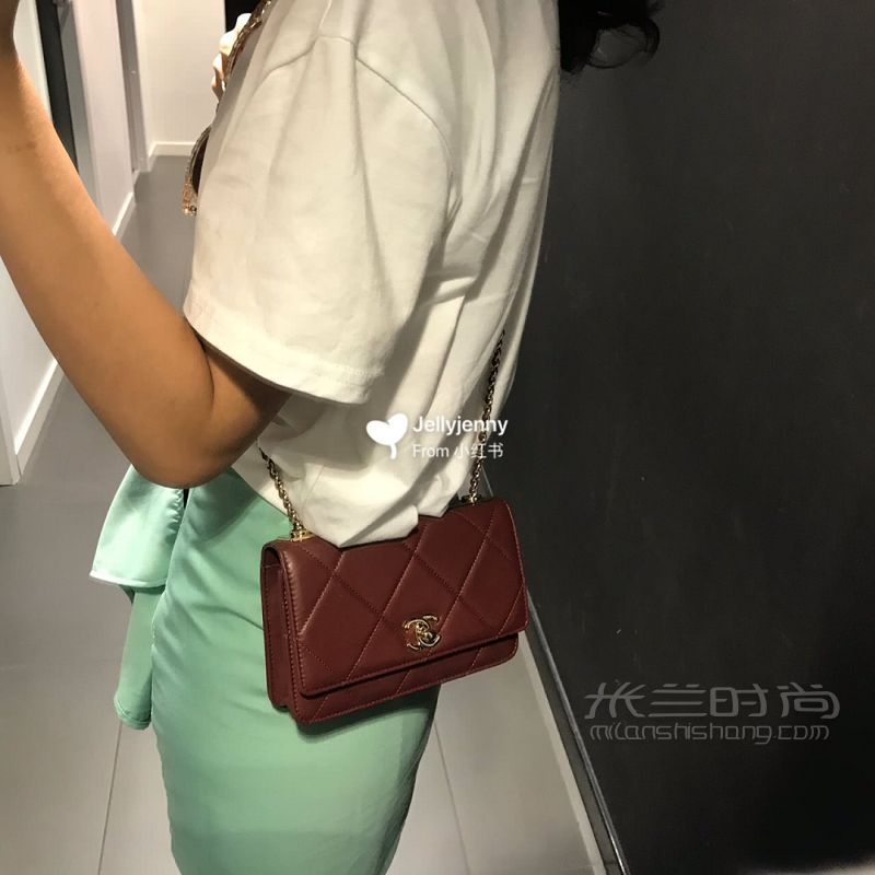 維也納入Chanel秋冬新款車?yán)遄哟罅飧駑oc包_5