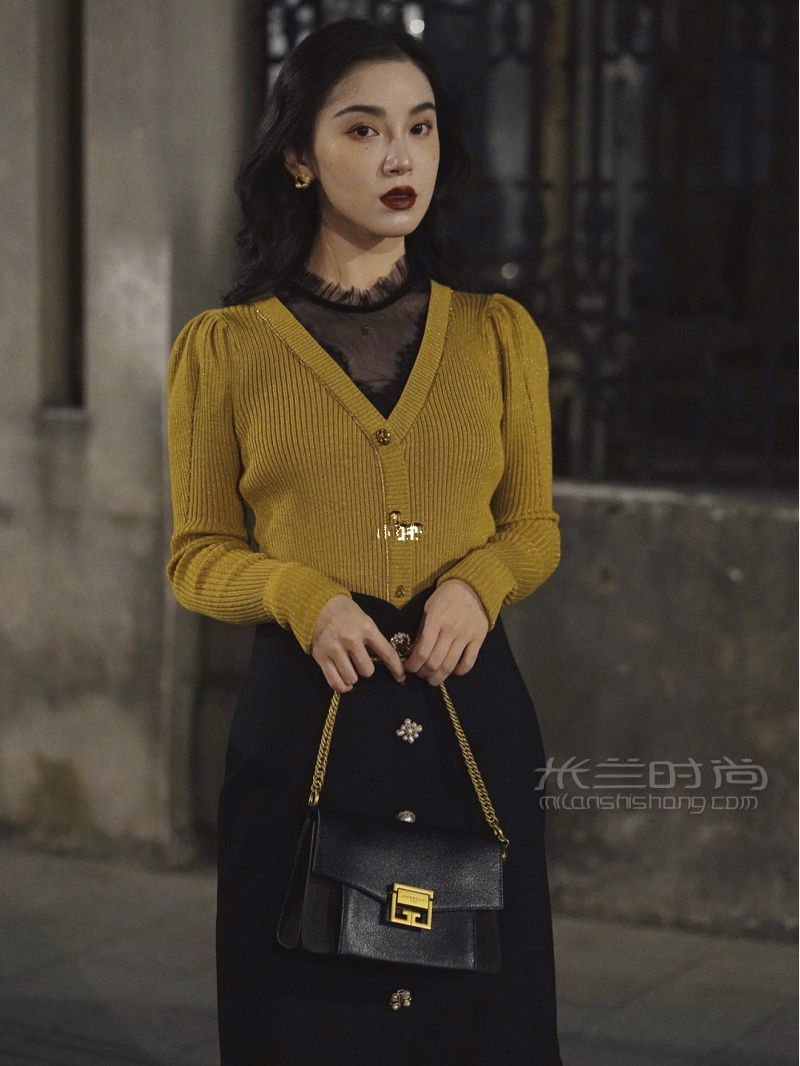 曼徹斯特黑夜 復古優(yōu)雅穿搭_9
