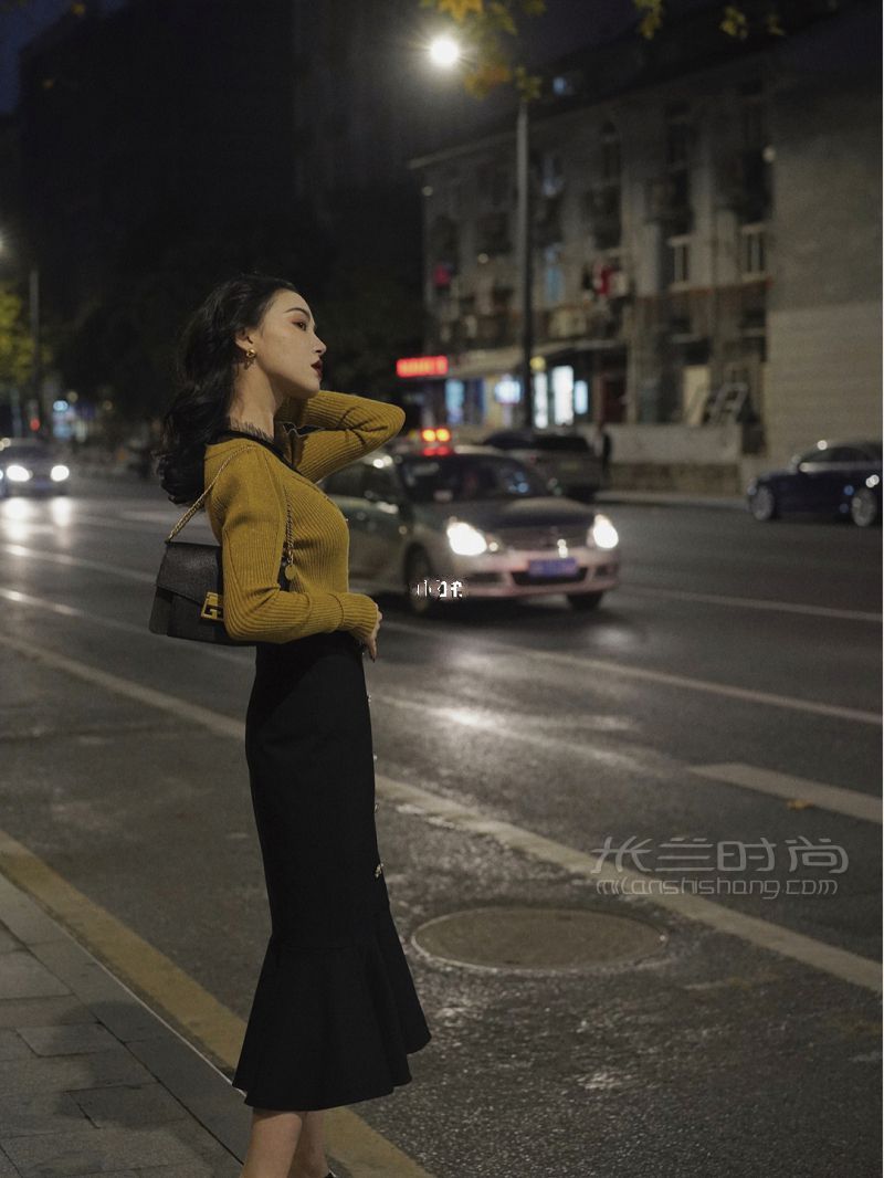曼徹斯特黑夜 復古優(yōu)雅穿搭_8
