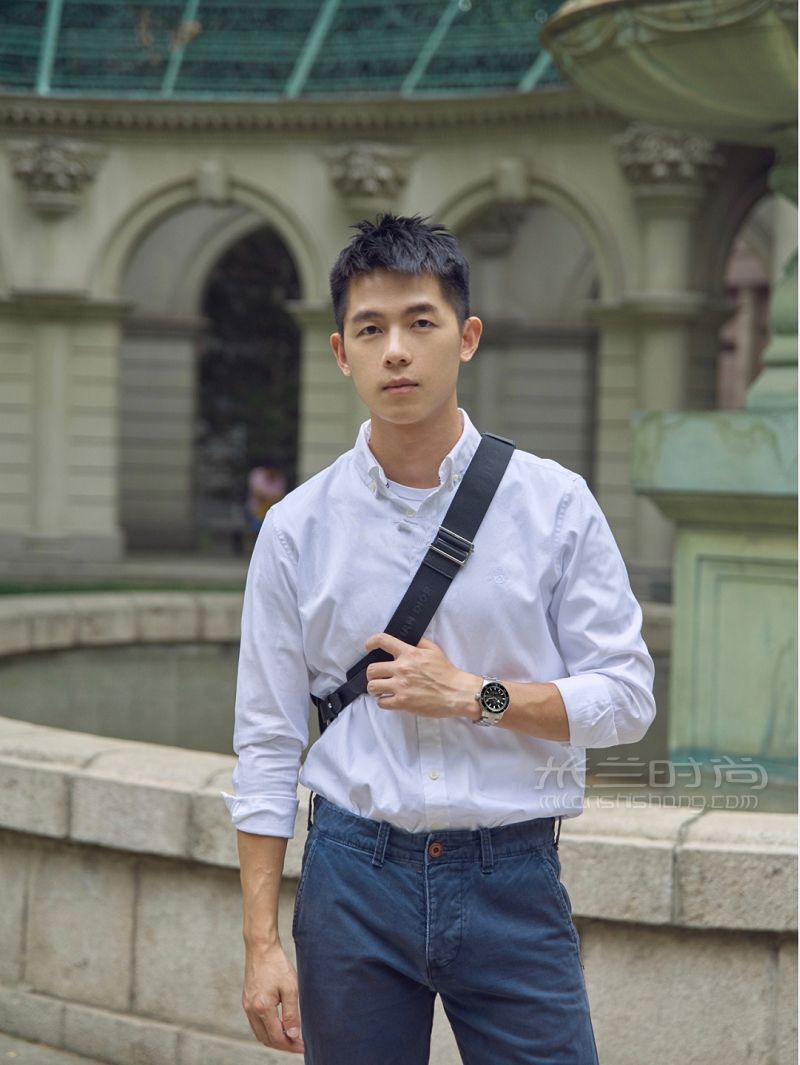 男生通勤Look 簡約穿搭氣質(zhì)擔(dān)當(dāng)交給手表_2