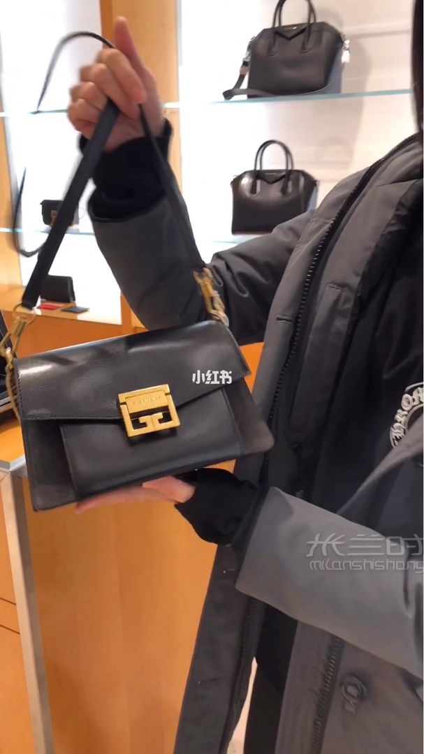 第七十七只包 新年買(mǎi)什么包包好？GV3紀(jì)梵希怎么樣_1