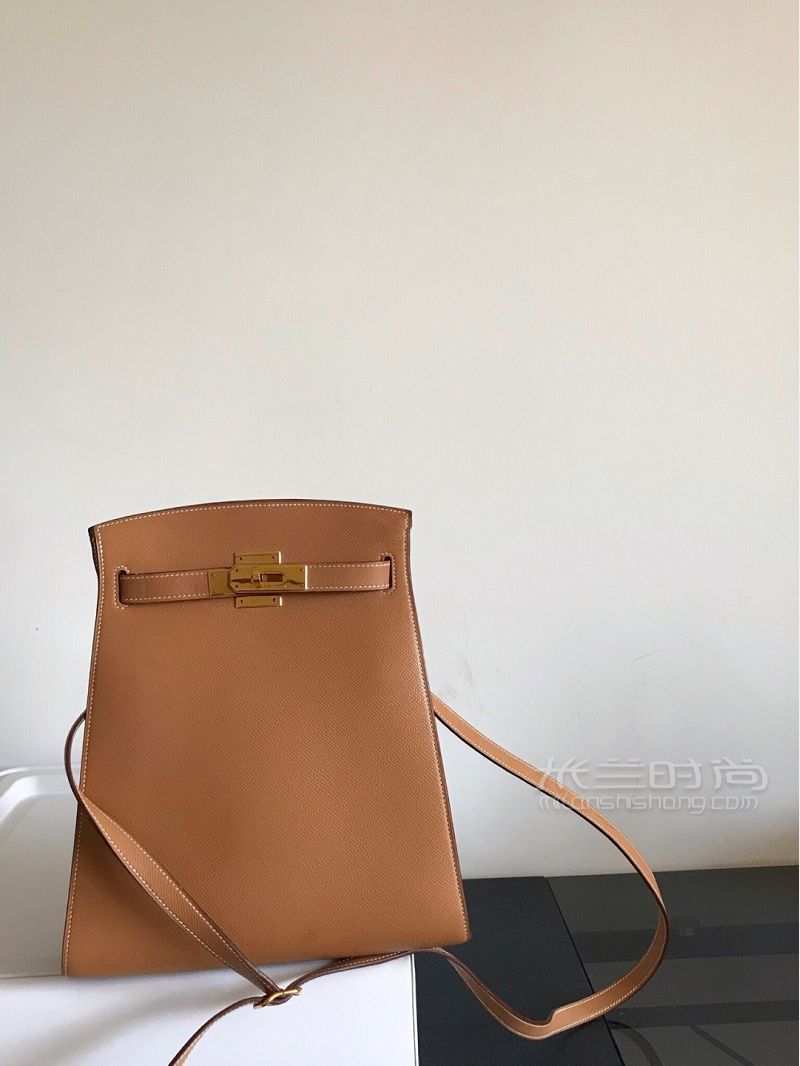 Hermes sport Kelly 金棕小號(hào)和大號(hào)對(duì)比_8