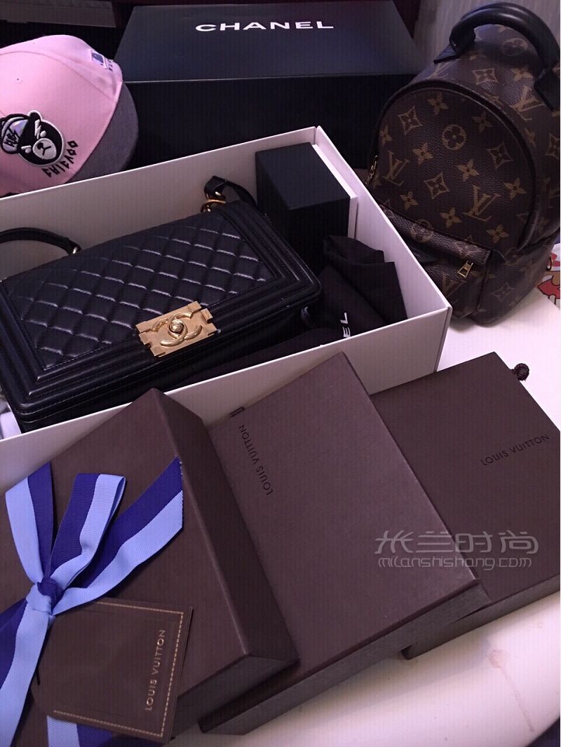 怎么養(yǎng)護(hù)包包小常識(shí) 洗潔精 salvatore ferragamo_1