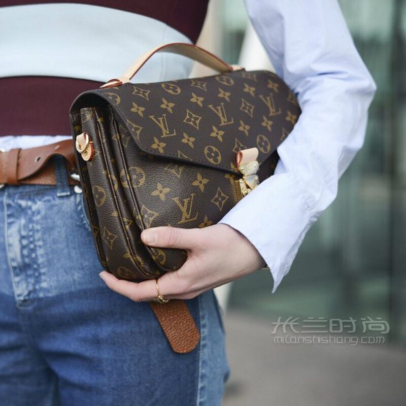 人生第一只大牌包買這幾只一定不會(huì)錯(cuò)_5