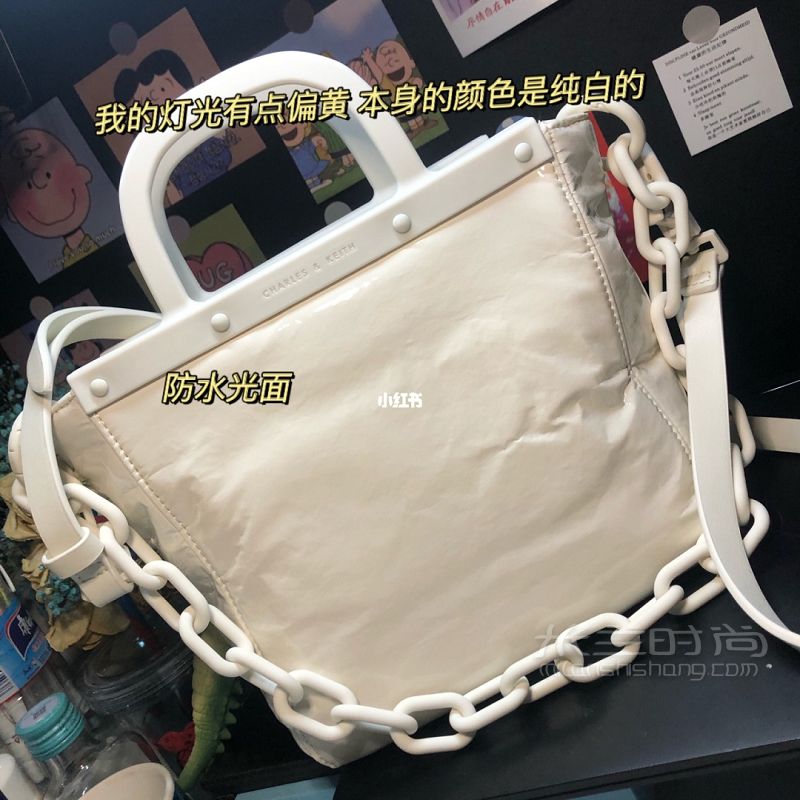 女大學(xué)生第一款小ck 線下最新款 限量發(fā)售_4