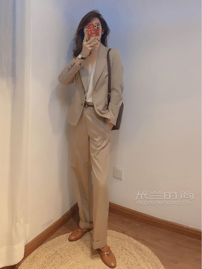 優(yōu)衣庫(kù)IDLF秋 西服套裝 CELNE風(fēng)穿搭_8