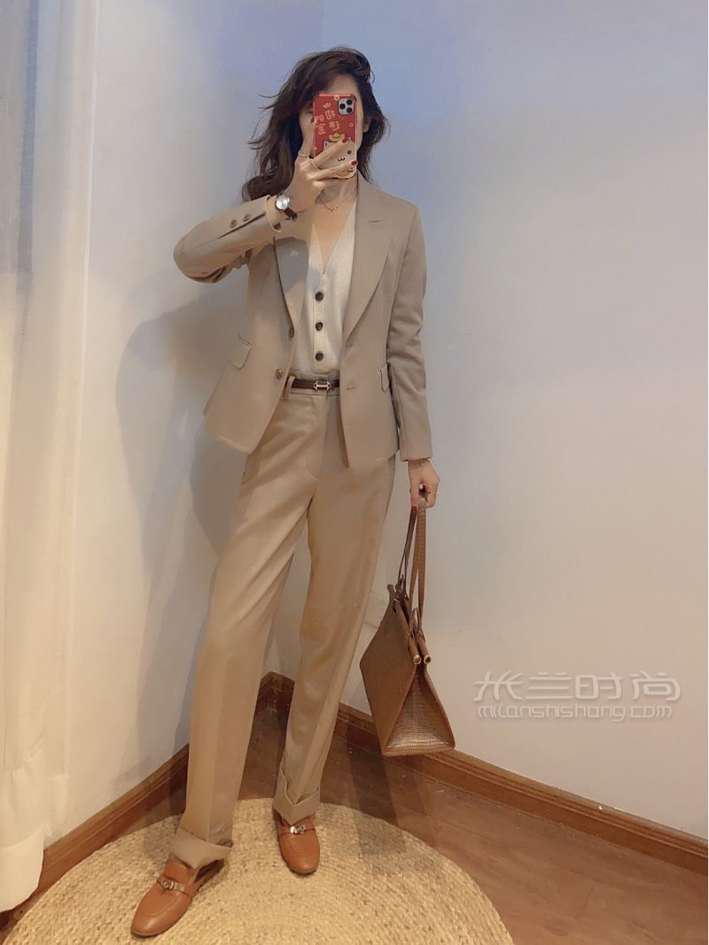 優(yōu)衣庫(kù)IDLF秋 西服套裝 CELNE風(fēng)穿搭_6